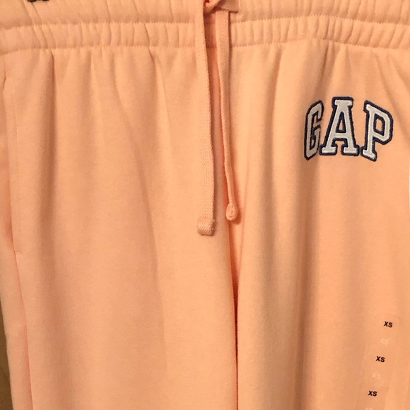 NWT Gap Logo Fleece Joggers Size XS - Picture 8 of 10